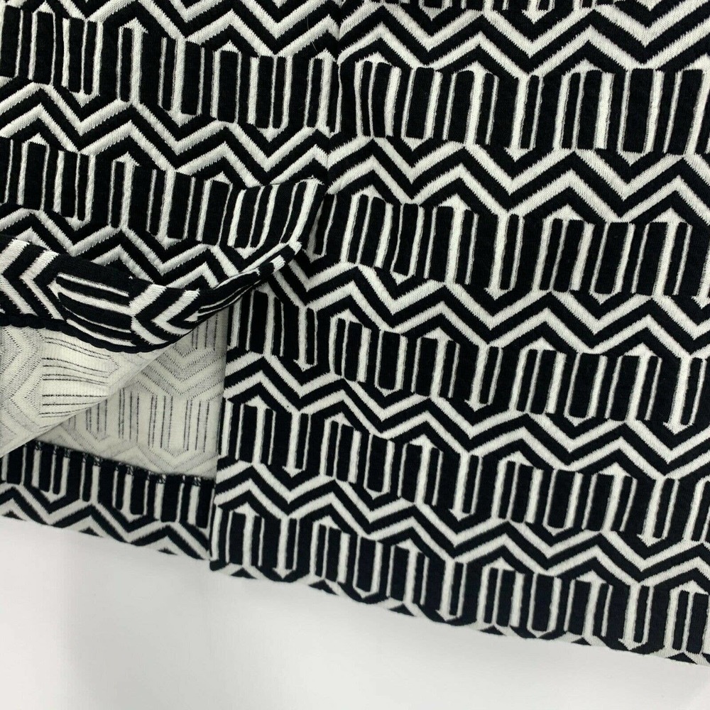 Banana Republic Geo Pencil Straight Skirt Size 0 - Picture 6 of 12